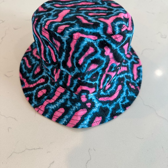 Volcom Bucket Hat Pink Tie Dye One Size Fits All - Picture 3 of 3